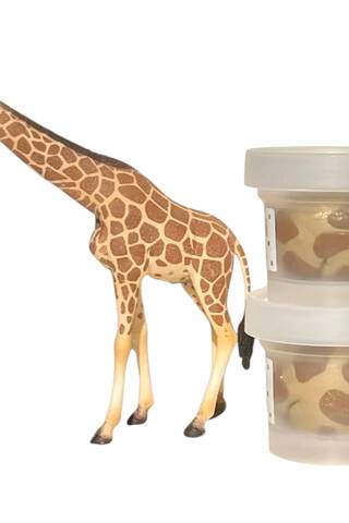Экологически чистый пластилин Noonchi. Goodwin the Giraffe beige