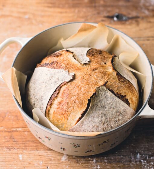 Ремесленный хлеб на закваске. Изумительная домашняя выпечка почти без замеса